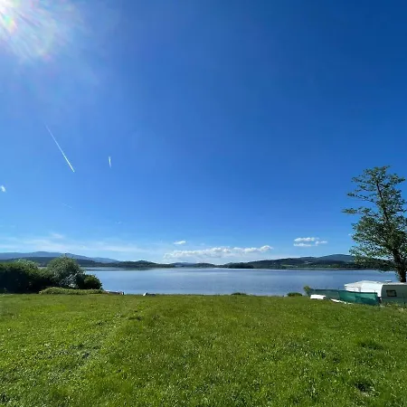 Hobiti Chatka Lipno Cerna v Posumavi