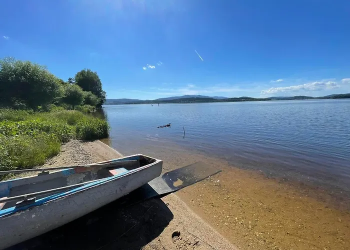 Hobiti Lipno
